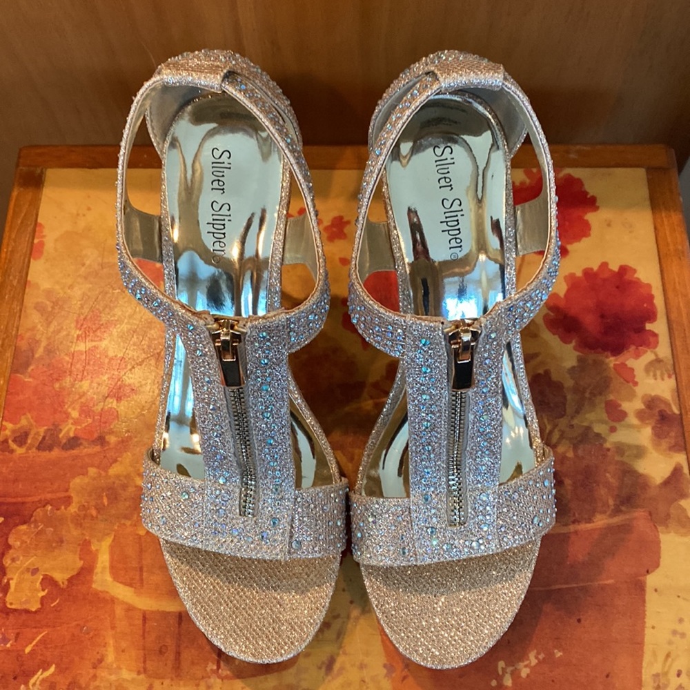 Beautiful heels! - Picture 3 of 13
